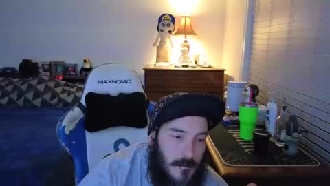 Snapshot of yourhighnessthis9inch chatting on 11/23/25, 08:14 Sh online show from 11/23/25, 08:14