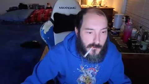 Snapshot of yourhighnessthis9inch chatting on 11/26/25, 08:26 Sh online show from 11/26/25, 08:26