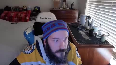 Snapshot of yourhighnessthis9inch chatting on 12/15/25, 05:50 Sh online show from 12/15/25, 05:50