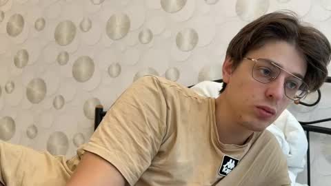 Chris online show from 02/10/25, 07:15