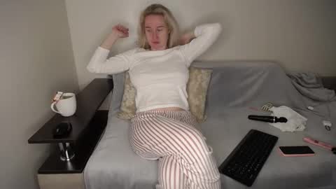 Iamyourdream online show from 03/15/26, 01:28