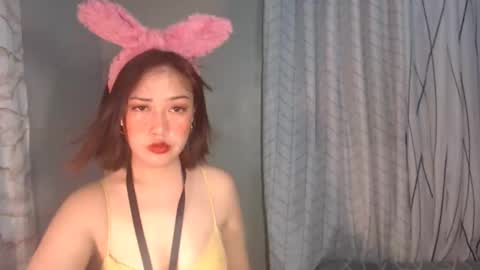 yourhotyash_ online show from 04/06/26, 12:17