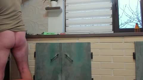 Jacky online show from 11/16/25, 05:02