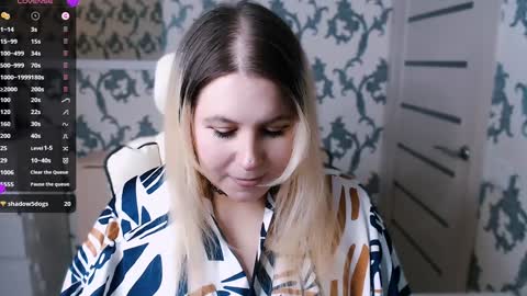 Snapshot of yourkarma_2_0 chatting on 12/23/24, 01:13 Karma online show from 12/23/24, 01:13