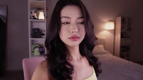 Snapshot of yourlittlesunrise_ chatting on 06/20/26, 04:59 yourlittlesunrise_ online show from 06/20/26, 04:59