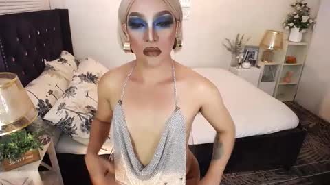 --               online show from 11/11/25, 04:40