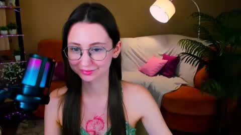 Snapshot of yourlovelystoryy chatting on 01/13/26, 09:47 Vetta online show from 01/13/26, 09:47