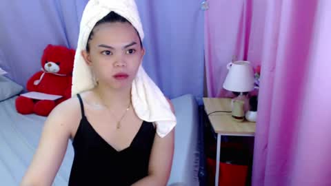 Snapshot of yourlovelytranspinay chatting on 07/21/26, 01:52 your lovely Dina online show from 07/21/26, 01:52