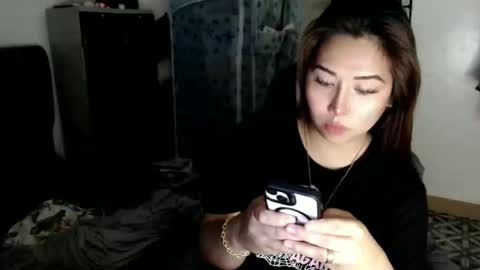 tifanny online show from 12/18/25, 05:13