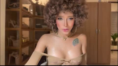 Pearl online show from 11/22/25, 12:15