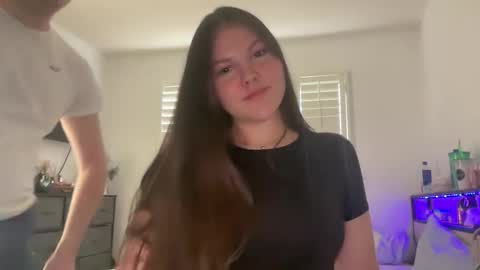 yourmila1 online show from 02/24/26, 10:41