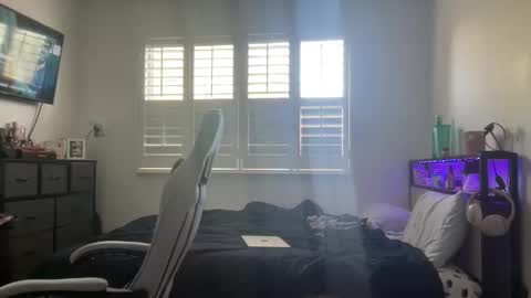 yourmila1 online show from 02/27/26, 11:27