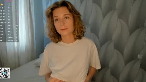 Snapshot of yourmuseee chatting on 02/25/26, 10:25 Sonya online show from 02/25/26, 10:25