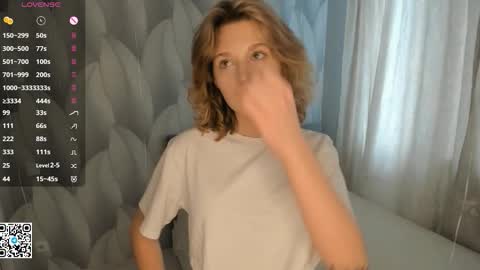 Snapshot of yourmuseee chatting on 03/01/26, 11:45 Sonya online show from 03/01/26, 11:45