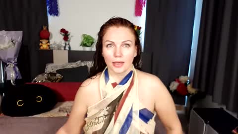 yourmysterycharm online show from 12/03/25, 02:41