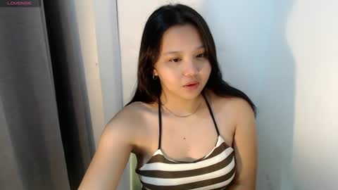 Snapshot of yournaughty_leigh chatting on 07/31/26, 11:48 yournaughty_leigh online show from 07/31/26, 11:48