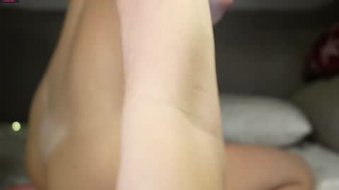 Eva online show from 01/05/25, 03:00