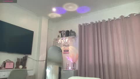 yournaughtyprincessx online show from 03/31/26, 08:26