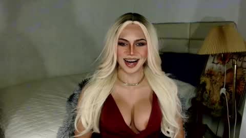 Snapshot of yournightmare_chloe chatting on 12/05/25, 02:03 Chloe online show from 12/05/25, 02:03