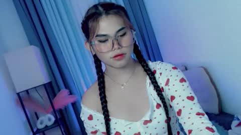 Snapshot of yourprettyblythe_ts chatting on 03/11/26, 09:37 yourprettyblythe_ts online show from 03/11/26, 09:37