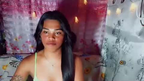 yourqueen_19 online show from 05/24/26, 06:24