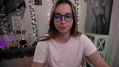 Happy online show from 11/04/25, 08:13