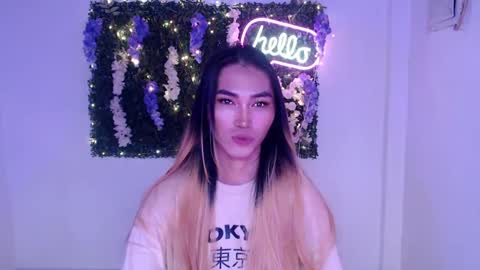 Snapshot of yoursexservice chatting on 12/04/24, 01:03    online show from 12/04/24, 01:03