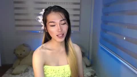 Snapshot of yoursexservice chatting on 12/13/24, 02:43    online show from 12/13/24, 02:43