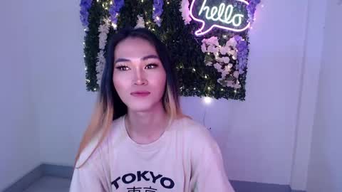 Snapshot of yoursexservice chatting on 12/20/24, 11:37    online show from 12/20/24, 11:37