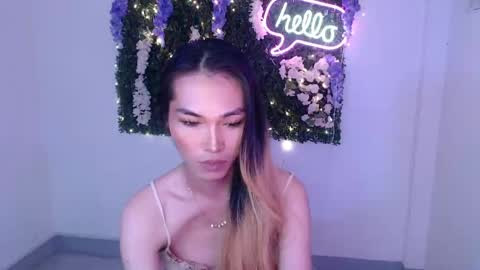 Snapshot of yoursexservice chatting on 12/22/24, 01:34    online show from 12/22/24, 01:34