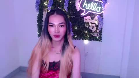 Snapshot of yoursexservice chatting on 12/30/24, 02:53    online show from 12/30/24, 02:53