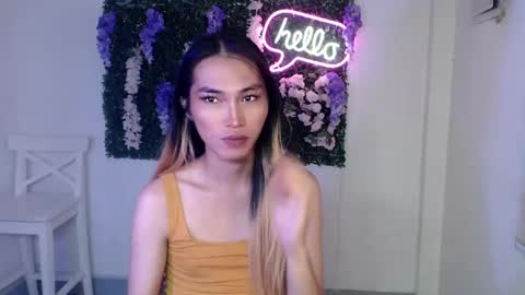 Snapshot of yoursexservice chatting on 01/11/25, 01:37    online show from 01/11/25, 01:37