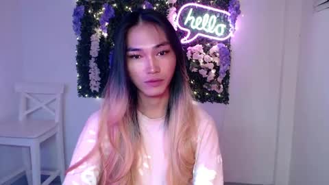 Snapshot of yoursexservice chatting on 01/12/25, 12:18    online show from 01/12/25, 12:18