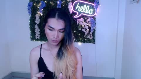 Snapshot of yoursexservice chatting on 01/15/25, 02:27    online show from 01/15/25, 02:27