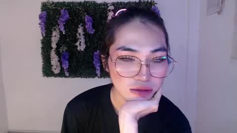 Snapshot of yoursexservice chatting on 02/13/25, 11:37    online show from 02/13/25, 11:37