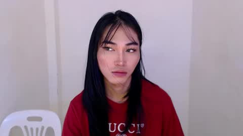 Snapshot of yoursexservice chatting on 02/22/25, 01:00    online show from 02/22/25, 01:00