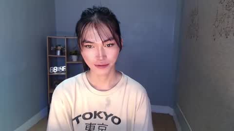 Snapshot of yoursexservice chatting on 03/04/25, 11:00    online show from 03/04/25, 11:00