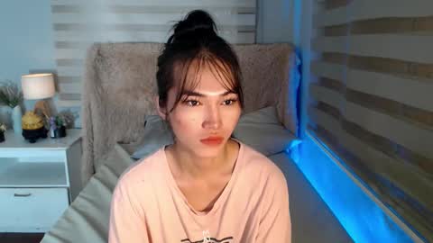 Snapshot of yoursexservice chatting on 09/28/25, 10:37    online show from 09/28/25, 10:37