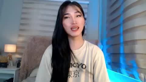 Snapshot of yoursexservice chatting on 10/11/25, 11:36    online show from 10/11/25, 11:36