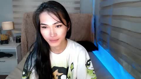 Snapshot of yoursexservice chatting on 10/13/25, 10:54    online show from 10/13/25, 10:54