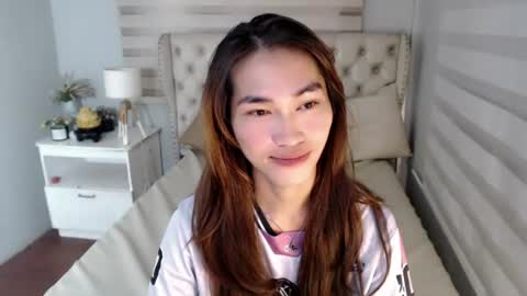    online show from 07/04/26, 10:49