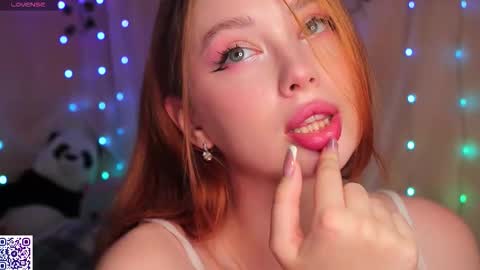 Im Ani online show from 09/16/25, 03:02