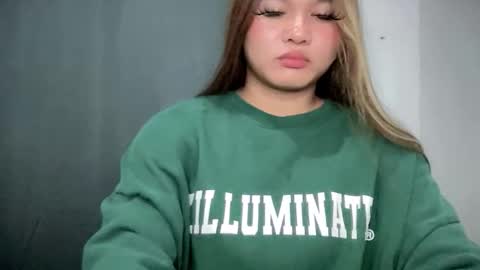 yoursweetgirl_zia online show from 03/13/26, 05:30