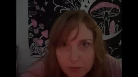 yourthickgingergoddess online show from 02/24/25, 08:36