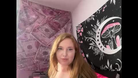 yourthickgingergoddess online show from 12/03/25, 06:06