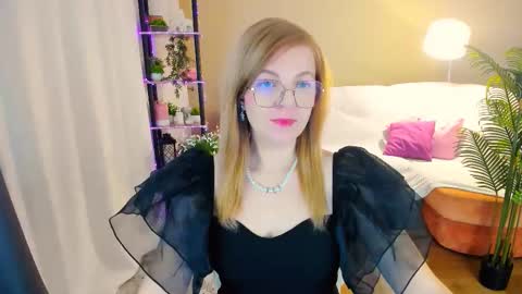 Alice online show from 10/20/25, 04:13