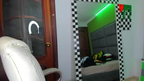 GI online show from 09/10/25, 06:13