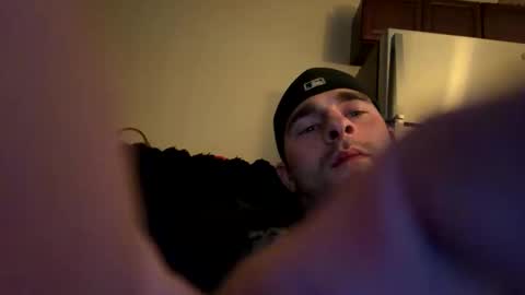 yourwhiteislandboy online show from 05/16/26, 11:36