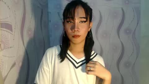 yourwife_material99 online show from 04/13/26, 12:43