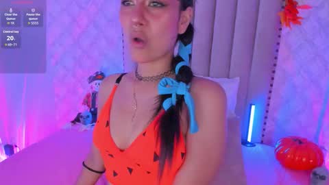 Val online show from 10/22/25, 03:51